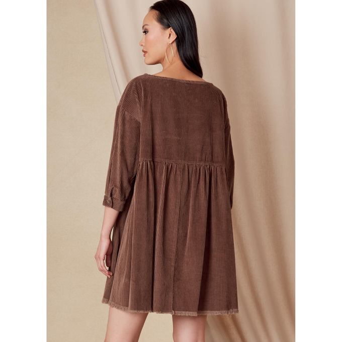 Patron Vogue 1821 robe de styliste femme, taille 32-48 en français