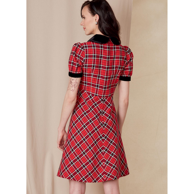 Naaipatroon Vogue 1822 Dress maat 34-42, Dui/En/Fr