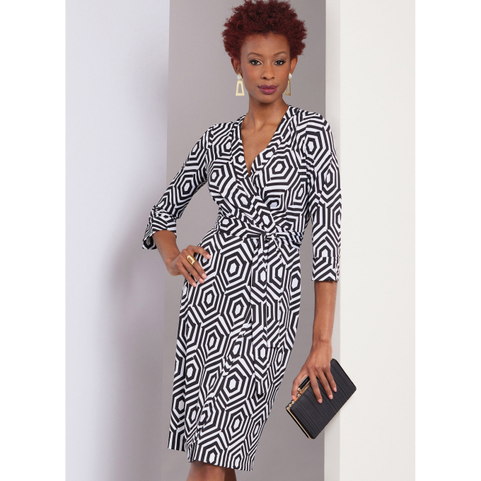 Naaipatroon Vogue 1952  jurk, maat 42-50 Dui/En/Fr