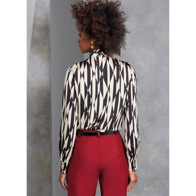 Naaipatroon Vogue 1973 blouse, maat 32-40 Dui/En/Fr