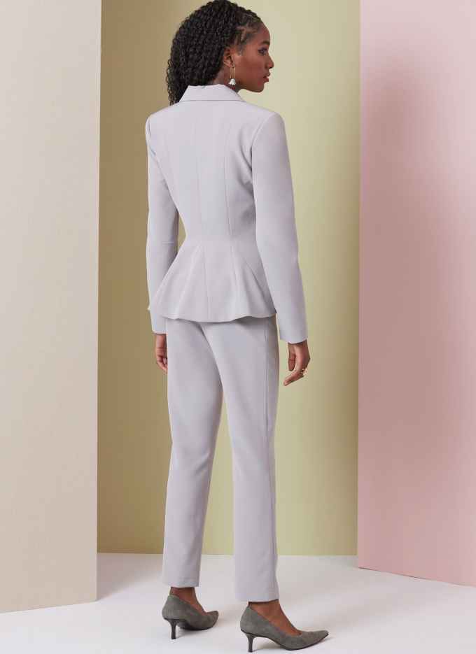 Naaipatroon Vogue 2018 combination, maat 30-38 Dui/En/Fr
