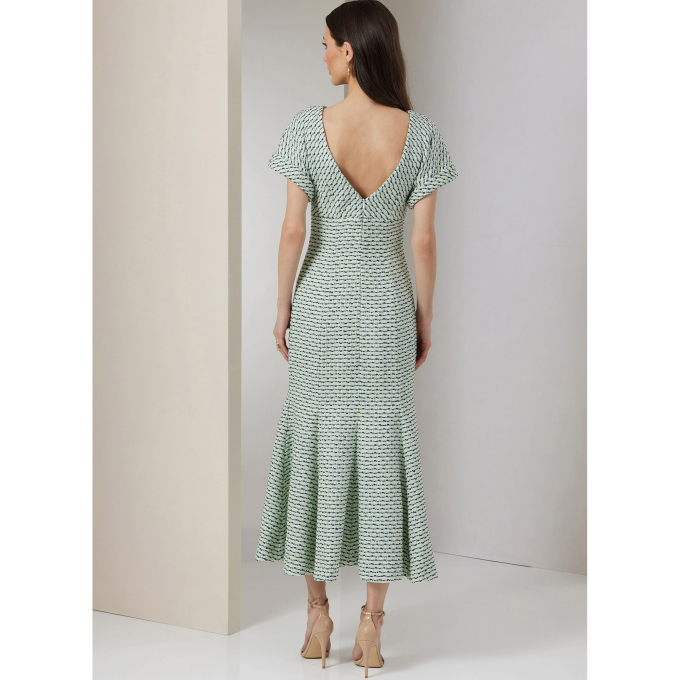 Naaipatroon Vogue 2027 Jurk, maat 40-48 Dui/En/Fr