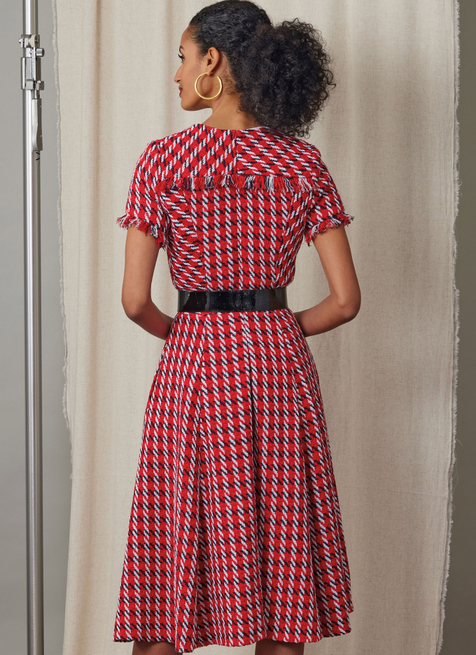 Naaipatroon Vogue 2046 Dames Jurk, maat 40-48 Dui/En/Fr
