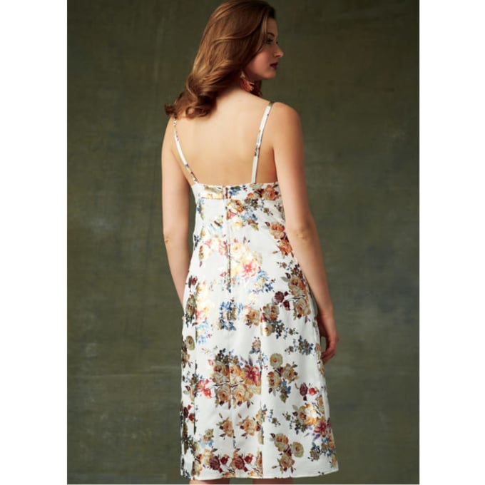 Patron Vogue 9278 robe femme, taille 40-48, en français