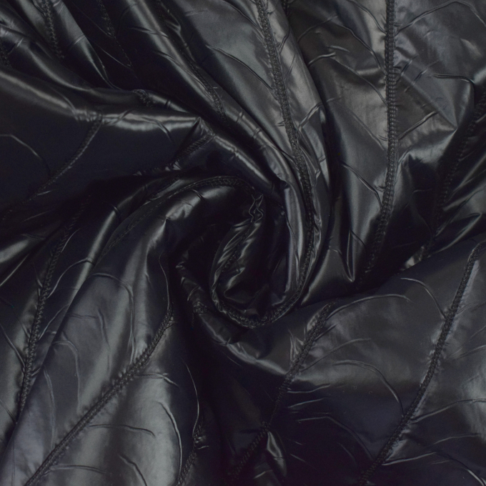 Tissu matelassé molletonné Anna Burda, noir