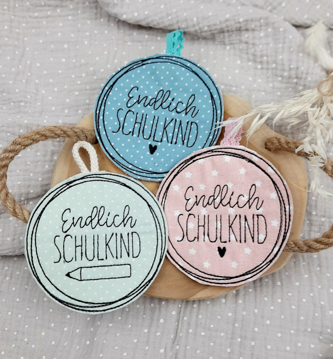 Fichier modèle broderie Rentrée des classes Beemybear