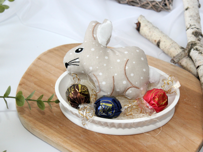 Fichier modèle broderie Lapin Pâques Fadenstark