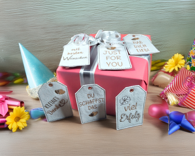 Stickdatei Rock Queen Geschenk-Anhänger ITH