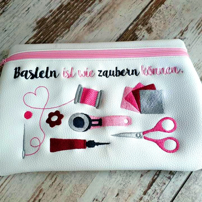 Stickdatei Rock Queen ITH Handarbeit