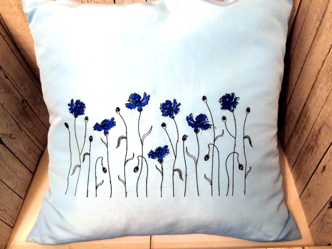 Stickdatei Rock Queen Mohn- und Kornblumen