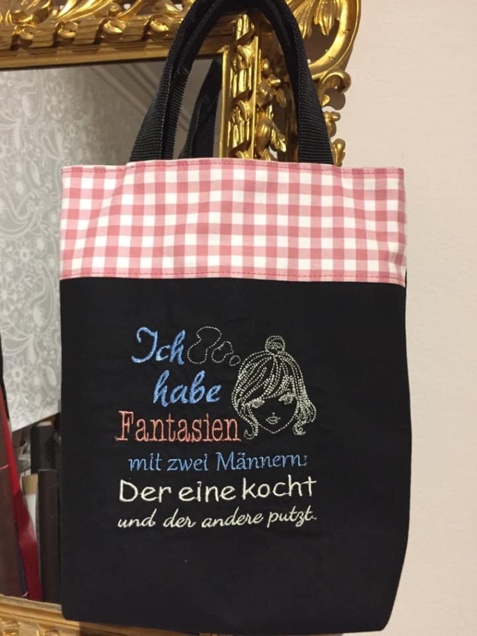 Stickdatei Rock Queen Sprüche 02
