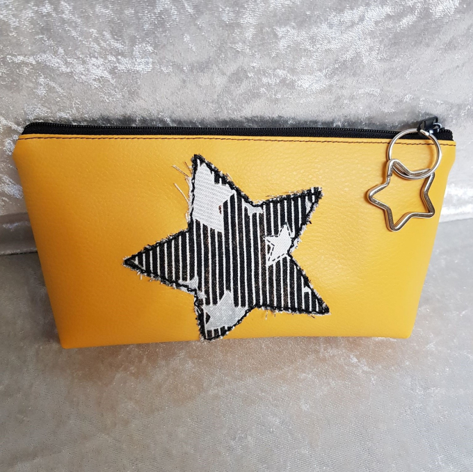 Fichier modèle broderie Étoiles grand set Rock Queen