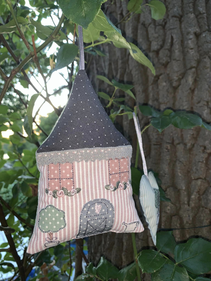 Fichier modèle broderie Petite maison 3D Stickzeit