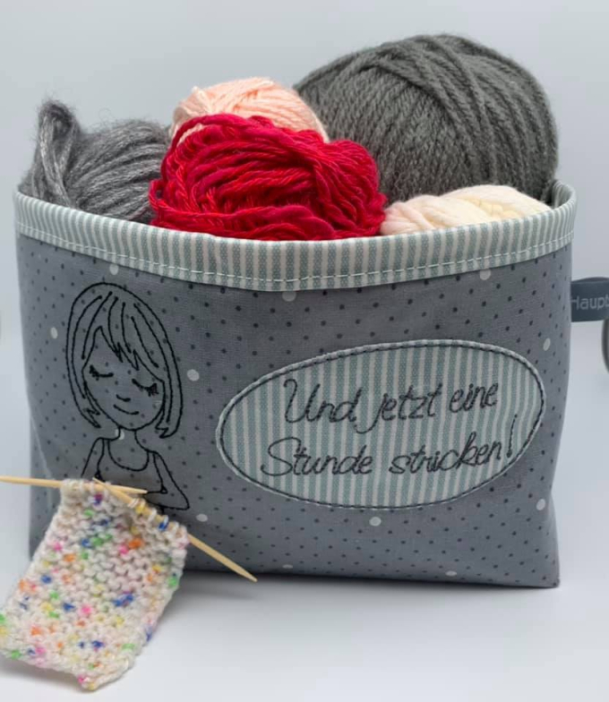 Fichier modèle broderie Tricoteuses Stickzeit