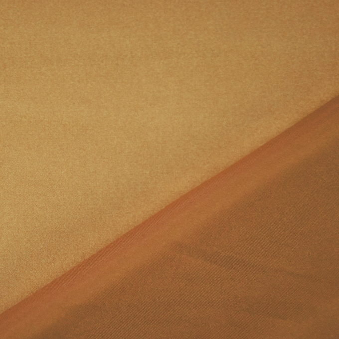 Tissu satin stretch, or
