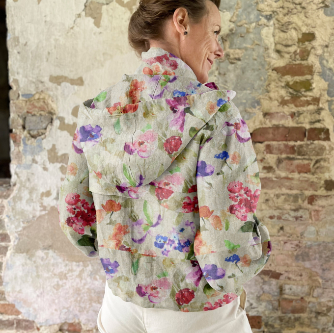 Viscose Linnen Flower Dream, veelkleurig