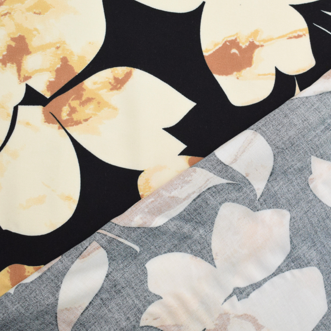 Tissu viscose sergé twill Fleurs Marble Flowers, beige
