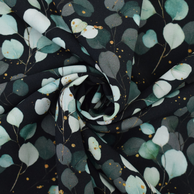 Viscose voile beautiful eukclyptus, zwart