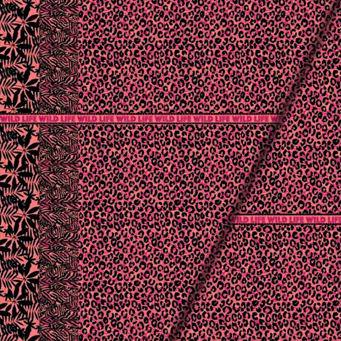 Viscose Voile Panel Wild Life 150 x 215 cm, bright pink