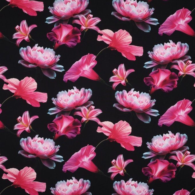 Viscose stof Pink Flowers, zwart