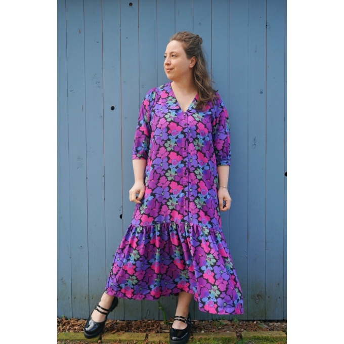Tissu viscose Fleurs Radiance Beautiful Flowers, noir