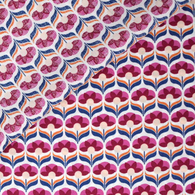 Tissu viscose Vintage Fleurs Retro Flowers, blanc cassé