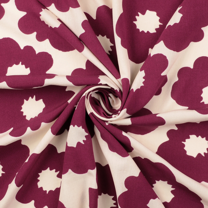 Viscose Fabric Shadow Flowers, cream