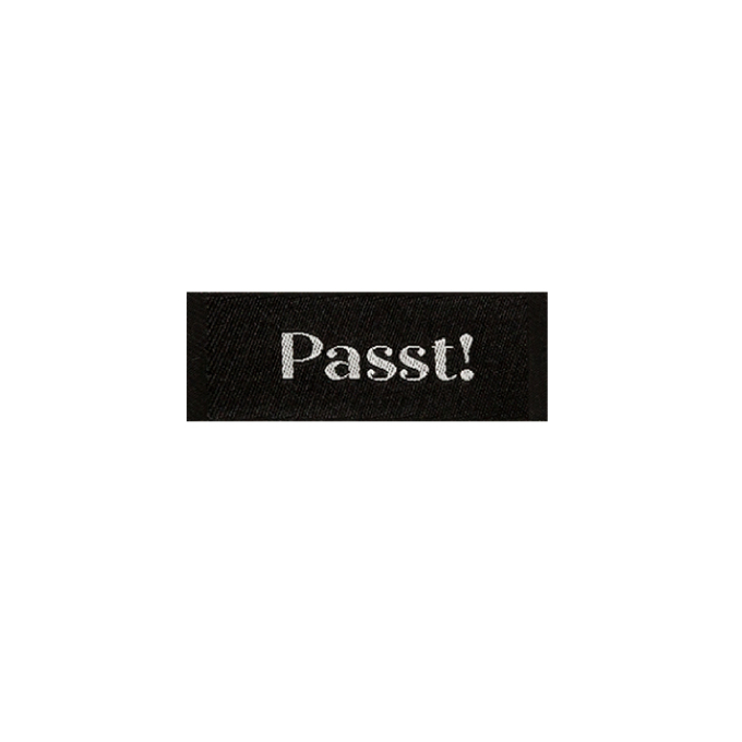 Étiquette vêtement Passt!, noir