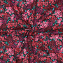 Katoen popeline floating flowers, zwart