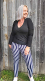 Patron legging / collant femme pdf Heldin in Strumpfhosen Einfach anziehend, en allemand
