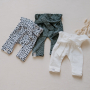 Patron pantalon paperbag bébé pdf Mila Fino & Stitch, en allemand
