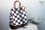 E-Book Frau Schnitte Bucket Bag Laetizia, german