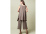 Naaipatroon Vogue 1550, combinatie: design jurk en broek, Dui/En/Fr