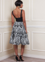 Naaipatroon Vogue 1884  jurk, maat 32-40 Dui/En/Fr
