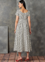 Naaipatroon Vogue 1901 combinatie, maat 42-50 Dui/En/Fr