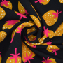 Sweatshirtstof Albstoffe Hamburger Liebe Picknick Strawberries, zwart