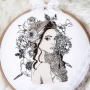 Stickdatei Stickzebra Mademoiselle Rose, duits