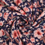 Viscose Popeline lovely flowers, marineblauw
